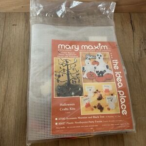 VTG Halloween Ghosts Pumpkins Mary Maxim Plastic Canvas Kit 77410 Musical Sealed